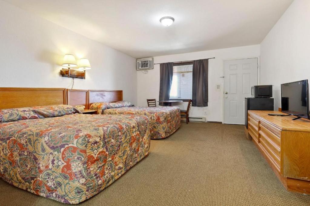 Hotel O Oskaloosa - Hwy 63/92 ภายนอก รูปภาพ