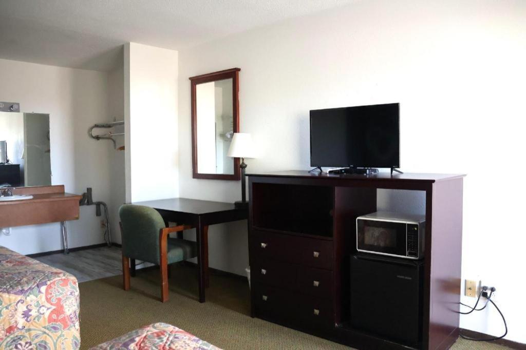 Hotel O Oskaloosa - Hwy 63/92 ภายนอก รูปภาพ